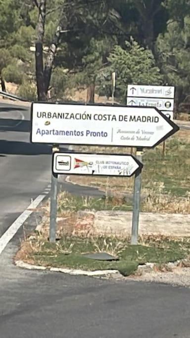 Apartamento De Lujo Vergel Suite San Martín de Valdeiglesias Exterior foto