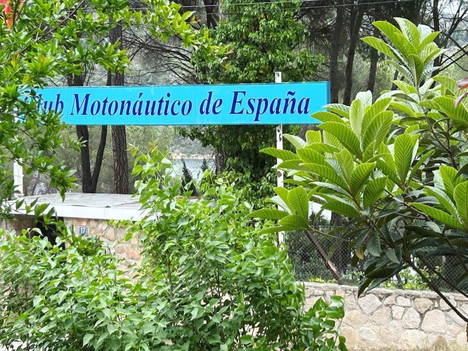 Apartamento De Lujo Vergel Suite San Martín de Valdeiglesias Exterior foto